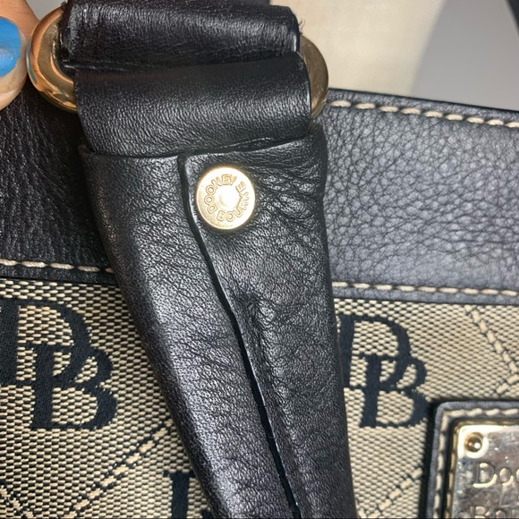 Dooney & Bourke DB print 1975 - Picture 7 of 16